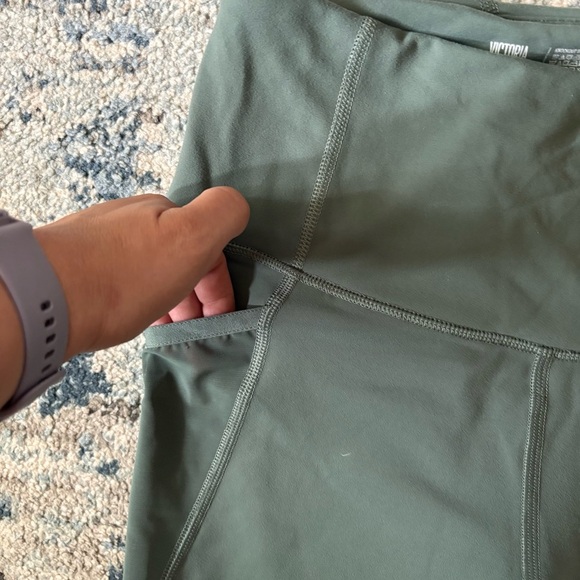 Victoria’s Secret high-rise full length leggings - Picture 3 of 5